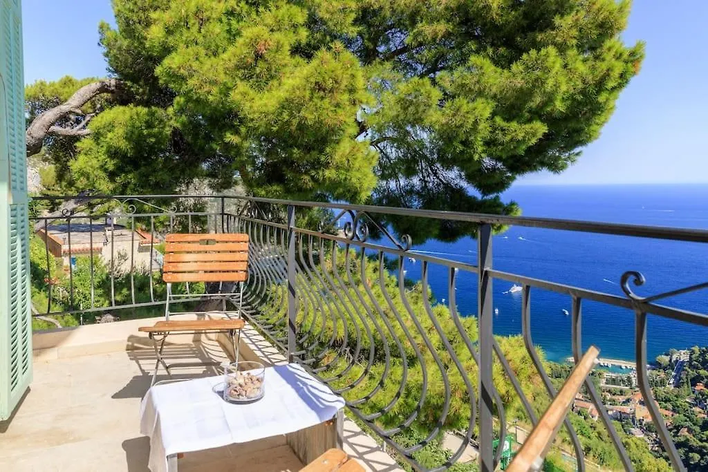 Sea View Apartment With Private Secure Parking - 2